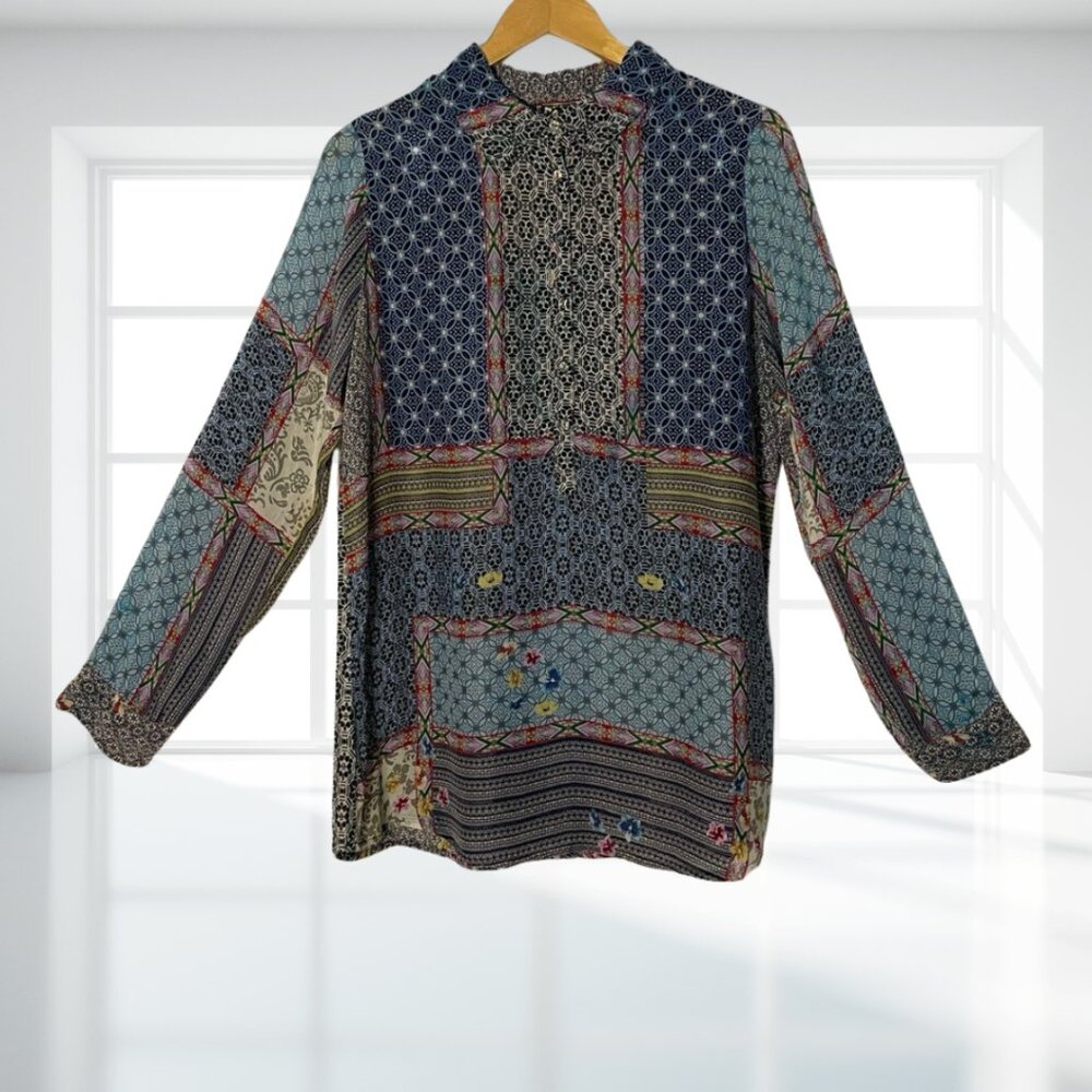 Johnny Was Patchwork Cupra Rayon Tunic Blouse M Boho Silk Feel Roll Tab Sleeve - Picture 2 of 13